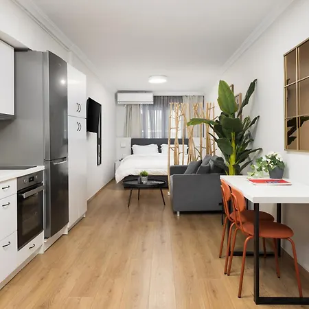 Nest Apartment *